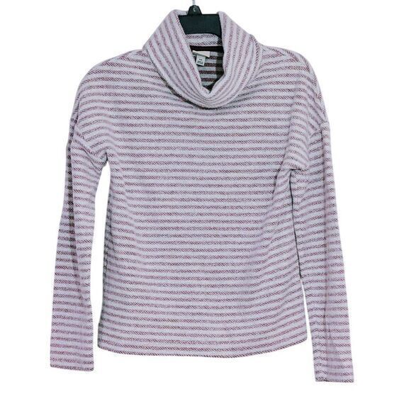 A New Day Women's‎ Sweater Size XS Red White Stripe Turtleneck Soft - Picture 1 of 6